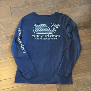 Vineyard Vines Happy Hanukkah Women’s Long Sleeve Tshirt Navy Blue Medium